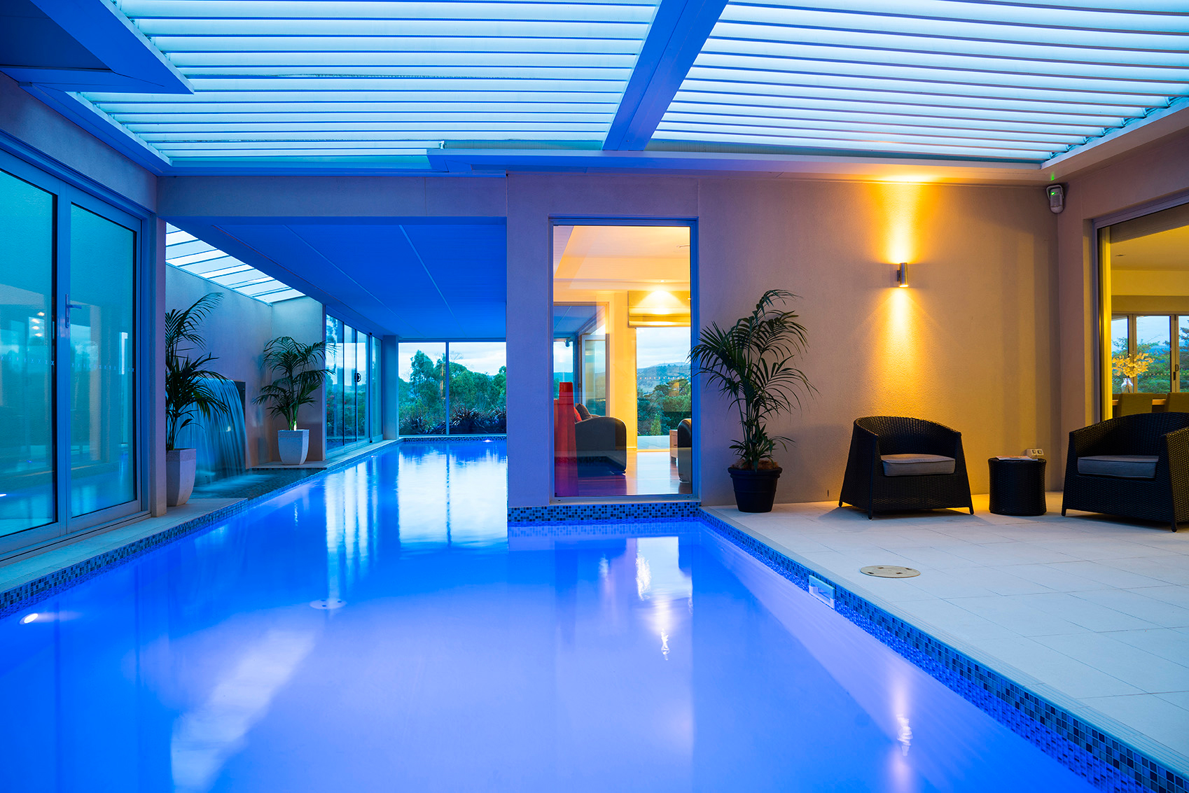 Beautiful swimming pool by Tassie Pools